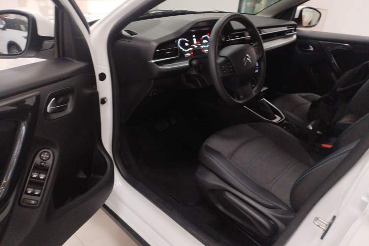 Used Citroen C3-XR 2021 190THP DCT ZhiShang Edition Driver Seat
