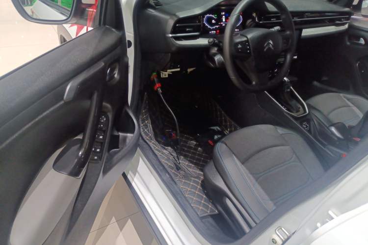 Used Citroen C3-XR 2021 190THP DCT ZhiShang Edition Driver Seat
