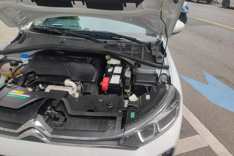 Used Citroen C3-XR 2021 190THP DCT ZhiShang Edition Engine Bay Left