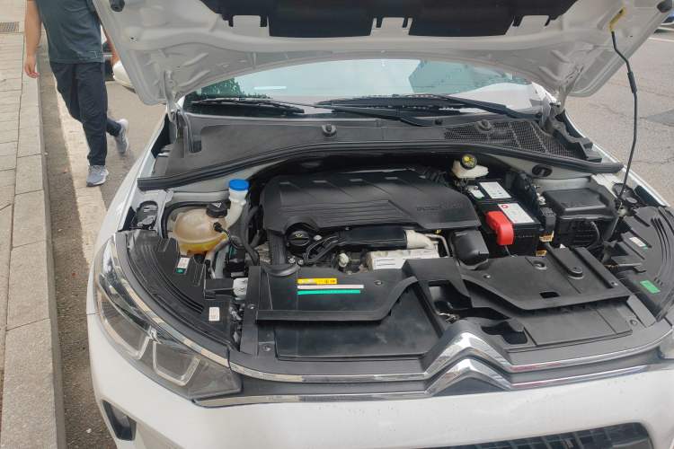 Used Citroen C3-XR 2021 190THP DCT ZhiShang Edition Engine Bay Right