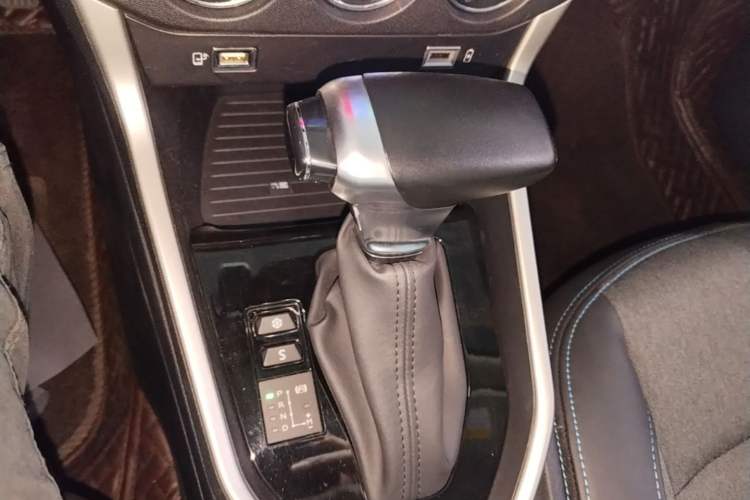 Used Citroen C3-XR 2021 190THP DCT ZhiShang Edition Gear Lever
