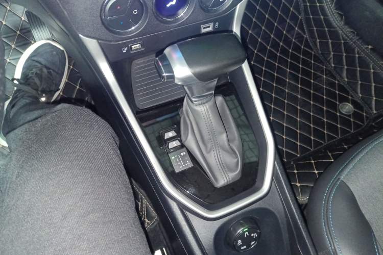 Used Citroen C3-XR 2021 190THP DCT ZhiShang Edition Gear Lever