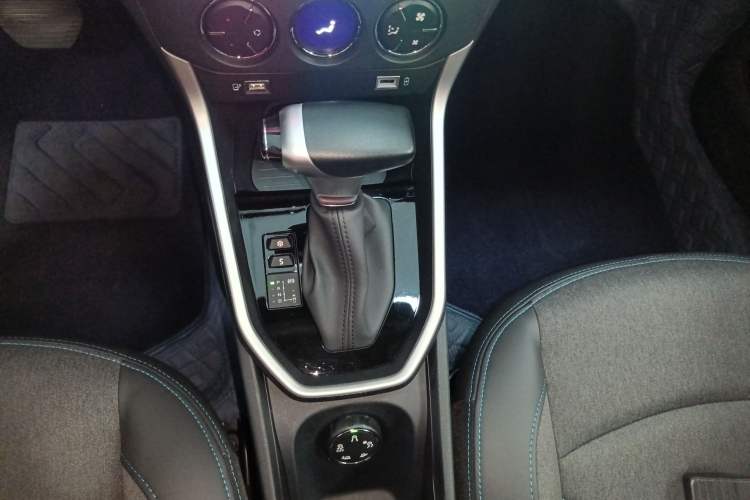 Used Citroen C3-XR 2021 190THP DCT ZhiShang Edition Gear Lever