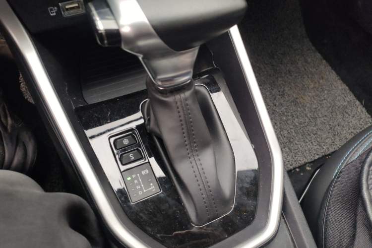 Used Citroen C3-XR 2021 190THP DCT ZhiShang Edition Gear Lever