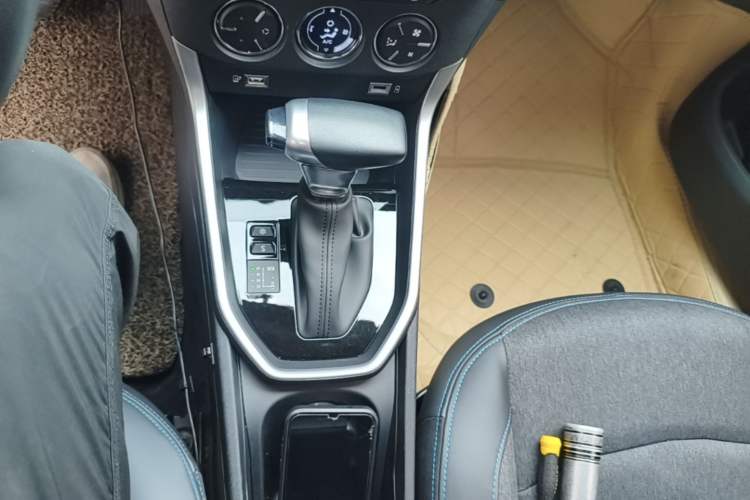 Used Citroen C3-XR 2021 190THP DCT ZhiShang Edition Gear Lever