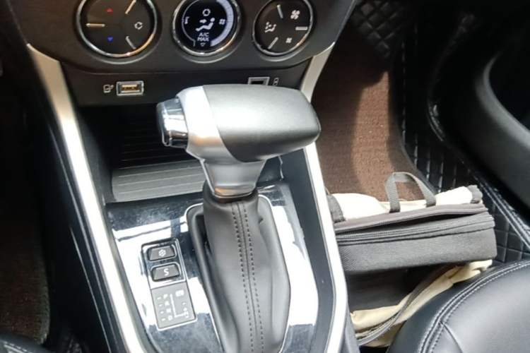 Used Citroen C3-XR 2021 190THP DCT ZhiShang Edition Gear Lever