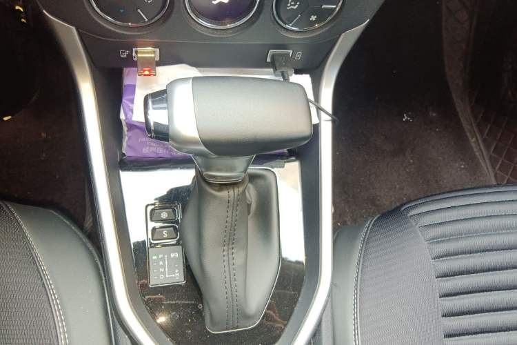 Used Citroen C3-XR 2021 190THP DCT ZhiShang Edition Gear Lever