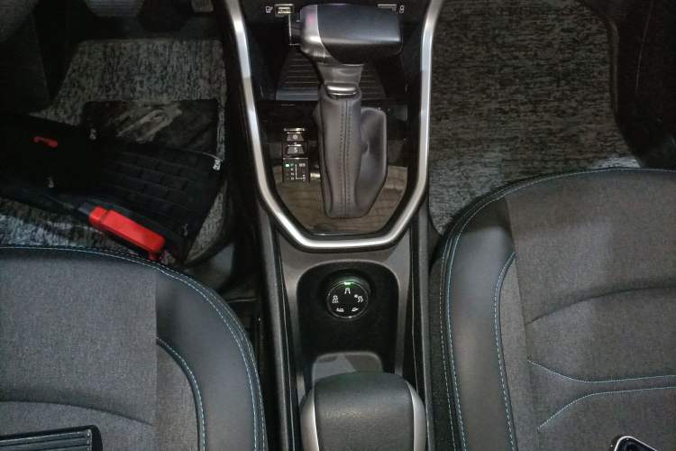 Used Citroen C3-XR 2021 190THP DCT ZhiShang Edition Gear Lever