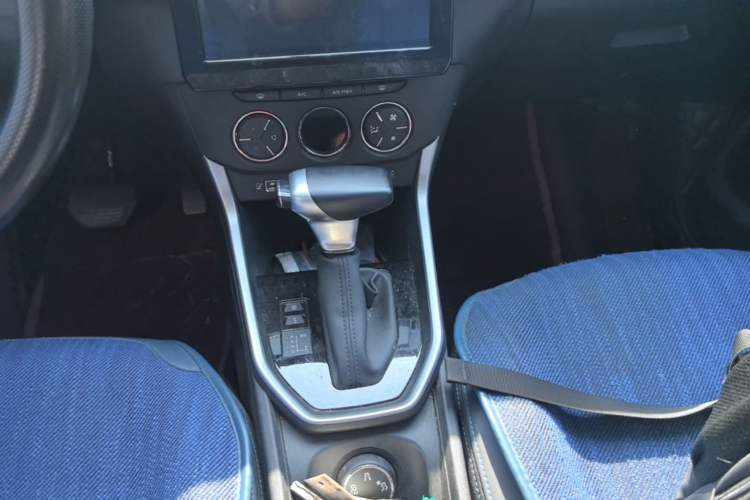Used Citroen C3-XR 2021 190THP DCT ZhiShang Edition Gear Lever