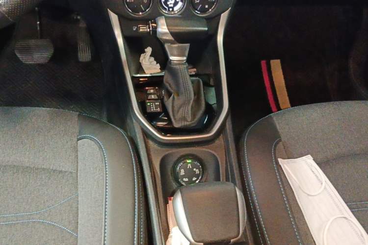 Used Citroen C3-XR 2021 190THP DCT ZhiShang Edition Gear Lever