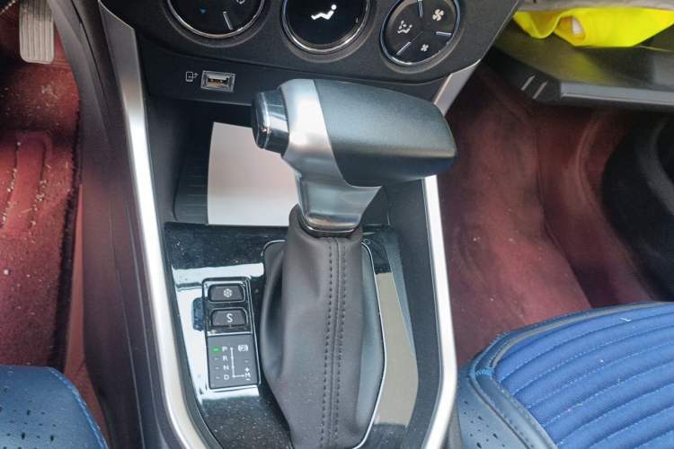 Used Citroen C3-XR 2021 190THP DCT ZhiShang Edition Gear Lever