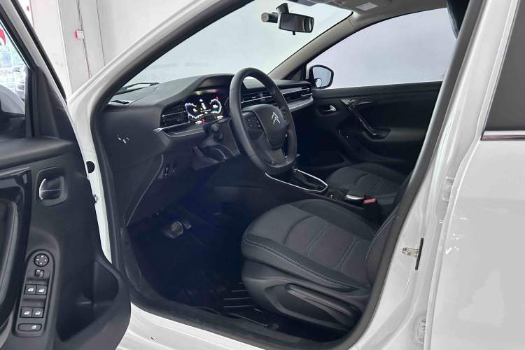Used Citroen C3-XR 2021 190THP DCT ZhiShang Edition Interior 1