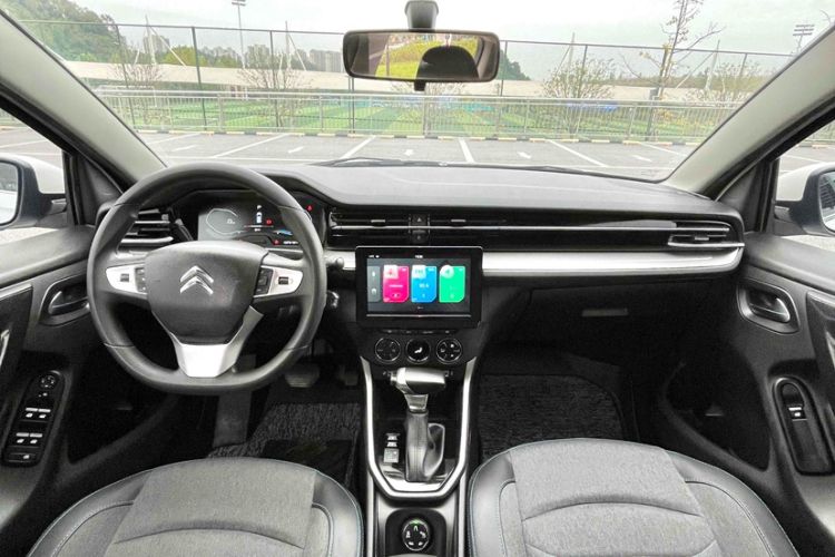 Used Citroen C3-XR 2021 190THP DCT ZhiShang Edition Interior 2