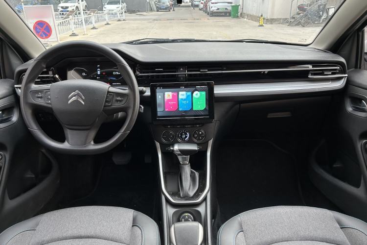 Used Citroen C3-XR 2021 190THP DCT ZhiShang Edition Interior 2