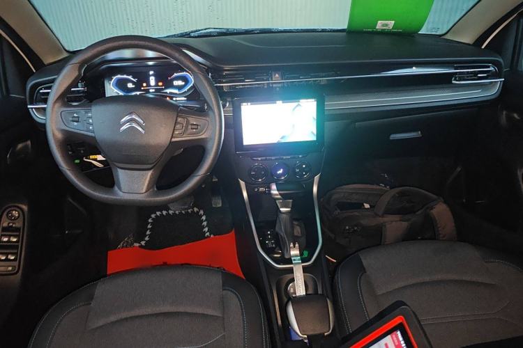 Used Citroen C3-XR 2021 190THP DCT ZhiShang Edition Interior 2