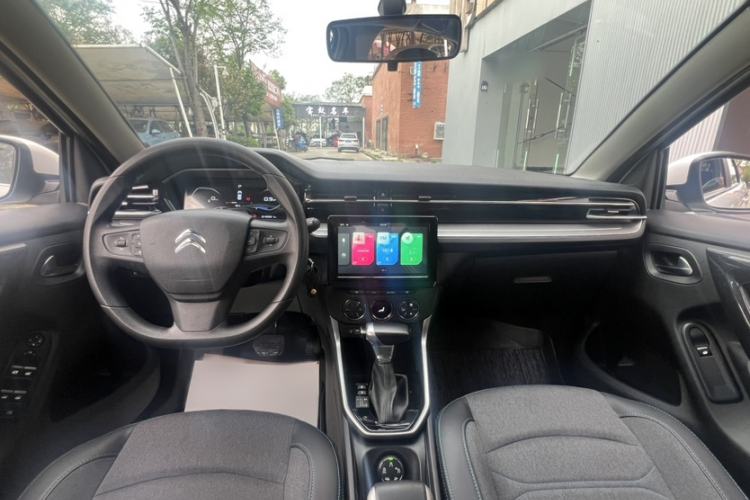 Used Citroen C3-XR 2021 190THP DCT ZhiShang Edition Interior 2