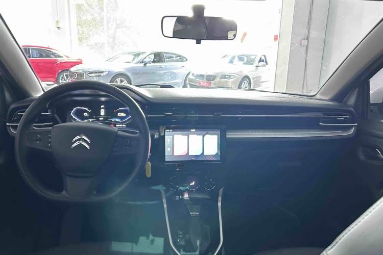 Used Citroen C3-XR 2021 190THP DCT ZhiShang Edition Interior 5