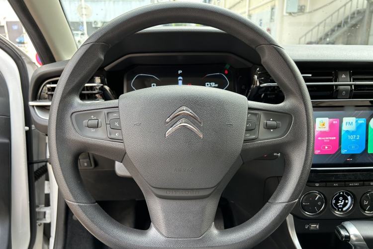 Used Citroen C3-XR 2021 190THP DCT ZhiShang Edition Interior 5