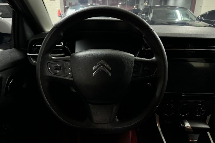 Used Citroen C3-XR 2021 190THP DCT ZhiShang Edition Interior 6