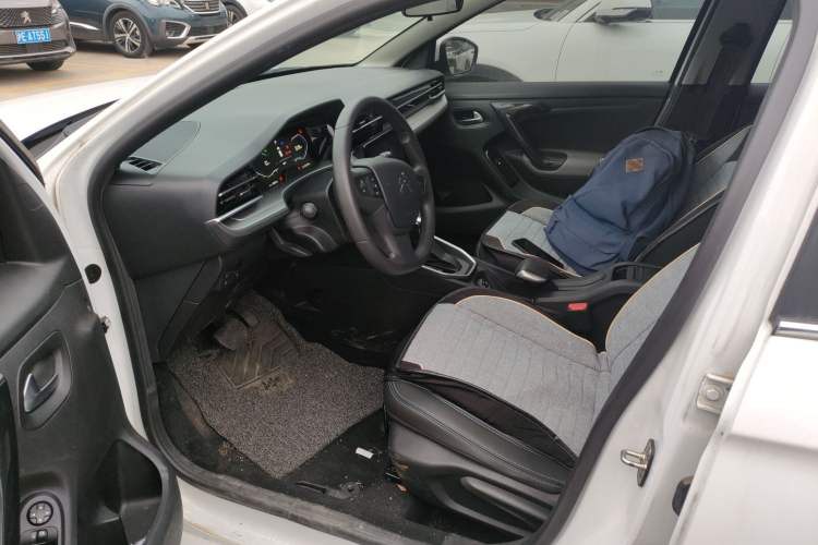 Used Citroen C3-XR 2021 190THP DCT ZhiShang Edition Left Front Seat