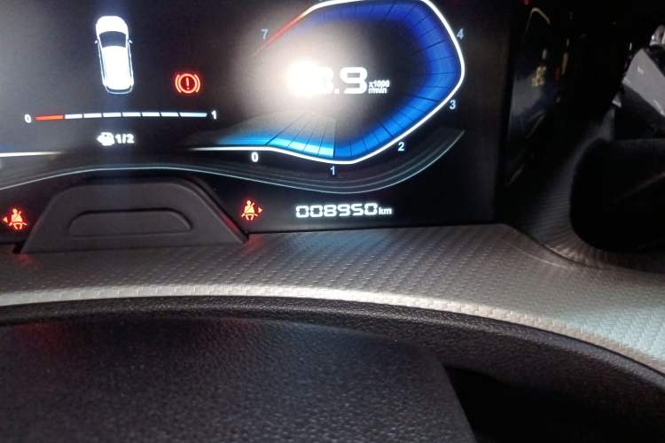 Used Citroen C3-XR 2021 190THP DCT ZhiShang Edition Odometer Close Up