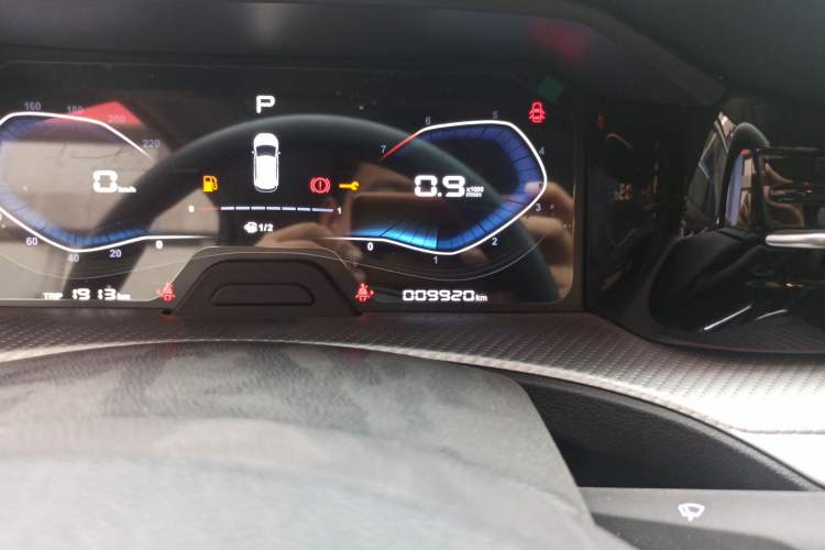Used Citroen C3-XR 2021 190THP DCT ZhiShang Edition Odometer Close Up
