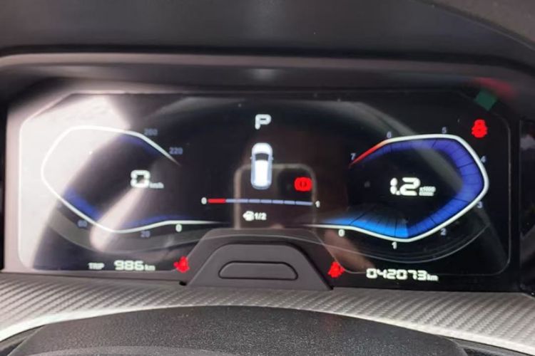 Used Citroen C3-XR 2021 190THP DCT ZhiShang Edition Odometer Close Up