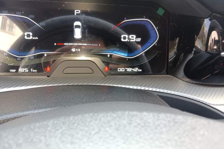 Used Citroen C3-XR 2021 190THP DCT ZhiShang Edition Odometer Close Up