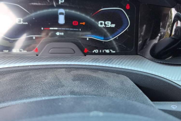 Used Citroen C3-XR 2021 190THP DCT ZhiShang Edition Odometer Close Up
