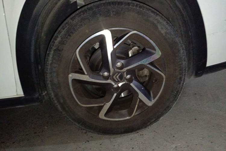 Used Citroen C3-XR 2021 190THP DCT ZhiShang Edition Right Front Wheel Hub