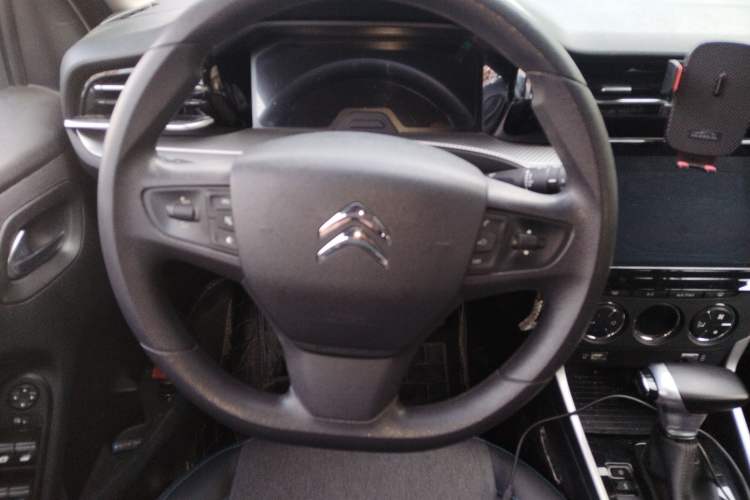 Used Citroen C3-XR 2021 190THP DCT ZhiShang Edition Steering Wheel