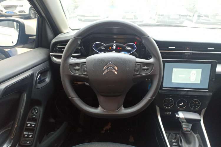 Used Citroen C3-XR 2021 190THP DCT ZhiShang Edition Steering Wheel