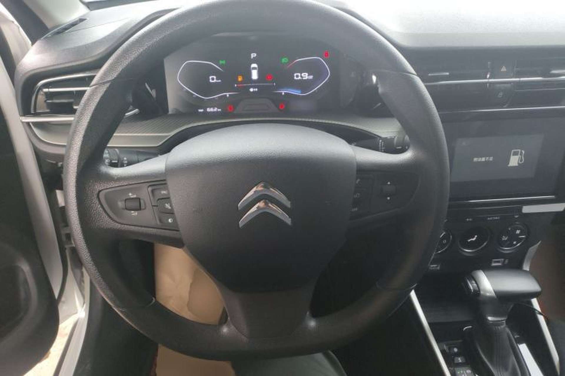 Used Citroen C3-XR 2021 190THP DCT ZhiShang Edition Steering Wheel