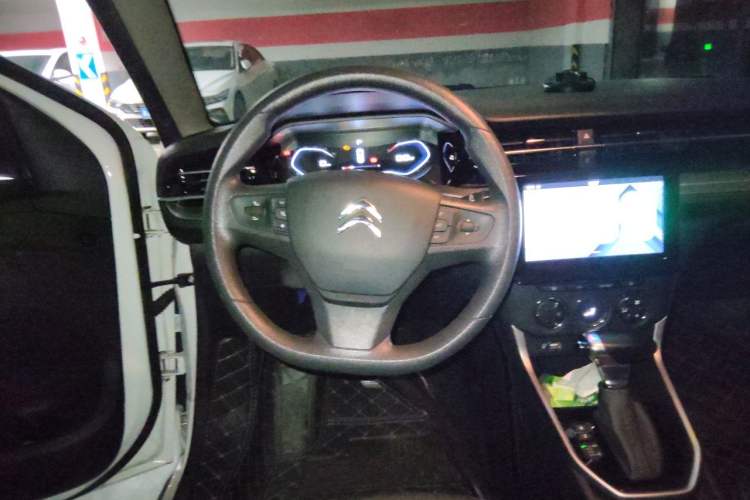 Used Citroen C3-XR 2021 190THP DCT ZhiShang Edition Steering Wheel