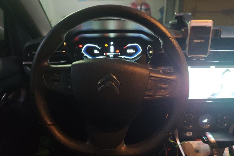 Used Citroen C3-XR 2021 190THP DCT ZhiShang Edition Steering Wheel