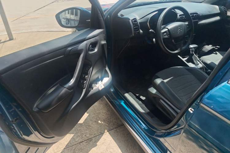 Used Citroen C3L 2020 190THP Automatic Shining Edition Driver Seat