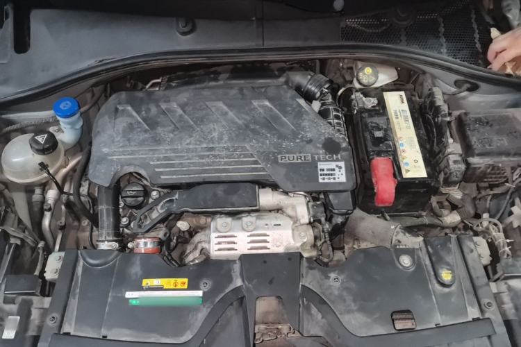 Used Citroen C3L 2020 190THP Automatic Shining Edition Engine Bay