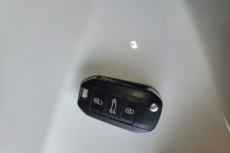Used Citroen C3L 2020 190THP Automatic RuiSheng Edition Vehicle Key