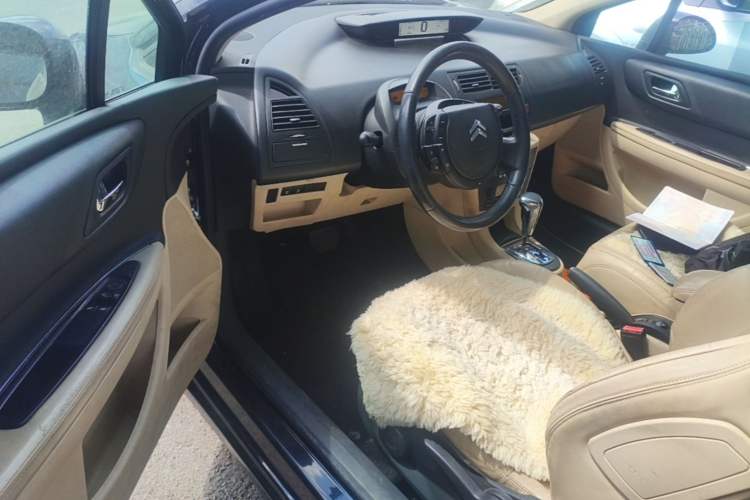 Used Citroen C4 2006 1.6 Luxury Model with Sunroof Driver Seat