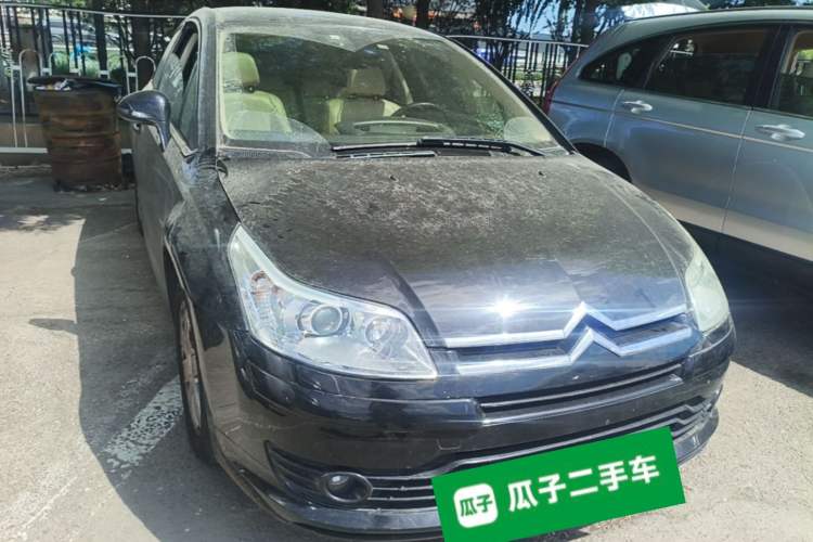 Used Citroen C4 2006 1.6 Luxury Model with Sunroof Front Right 45 Deg