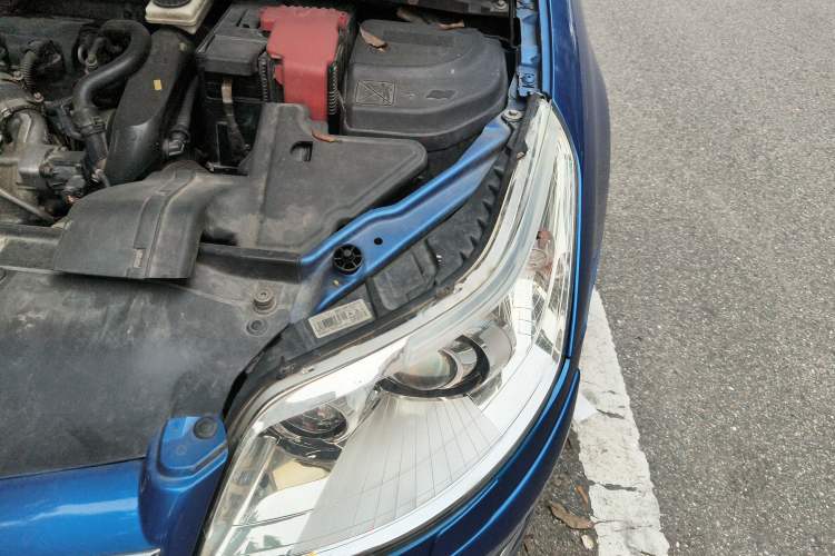 Used Citroen C4 2009 1.6T Luxury Edition Engine Bay Left