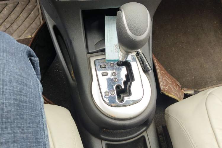 Used Citroen C4 2009 1.6T Luxury Edition Gear Lever