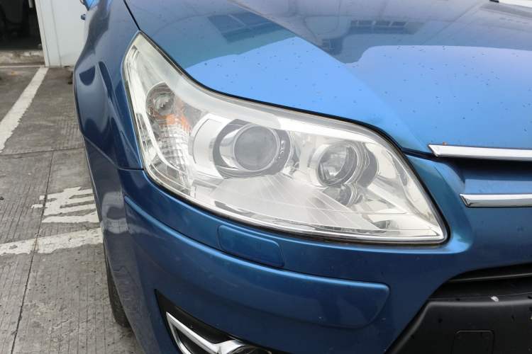 Used Citroen C4 2009 1.6T Luxury Edition Right Front Headlight