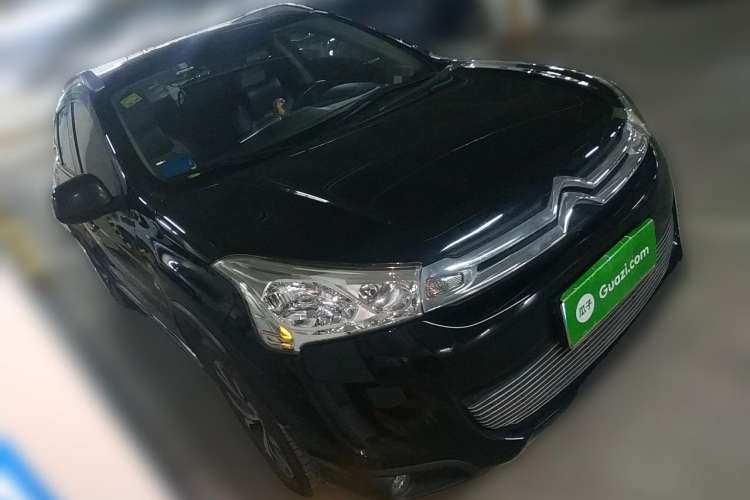 Used Citroen C4 Aircross 2013 2.0L Two-Wheel Drive Comfort Edition Front Right 45 Deg