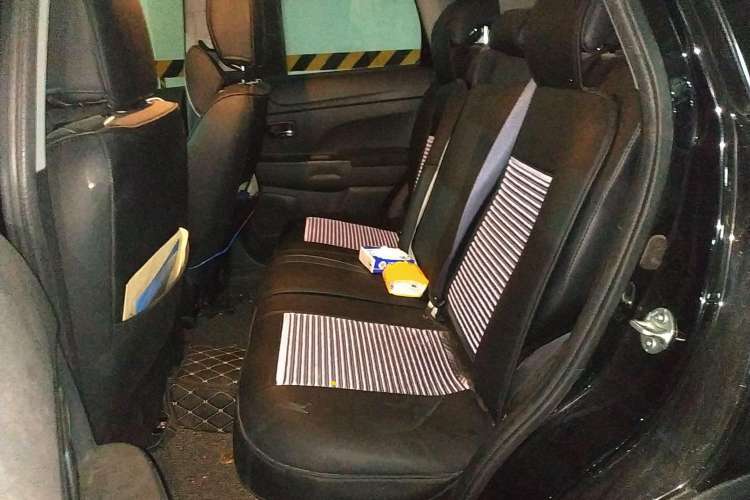 Used Citroen C4 Aircross 2013 2.0L Two-Wheel Drive Comfort Edition Left Rear Seat