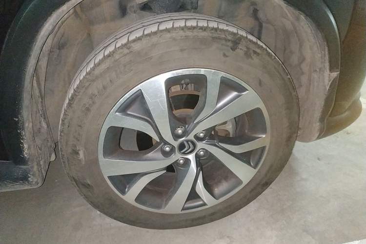 Used Citroen C4 Aircross 2013 2.0L Two-Wheel Drive Comfort Edition Right Front Wheel Hub
