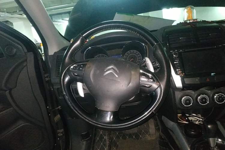 Used Citroen C4 Aircross 2013 2.0L Two-Wheel Drive Comfort Edition Steering Wheel