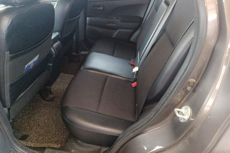 Used Citroen C4 Aircross 2013 2.0L Two-Wheel Drive Comfort Edition Left Rear Seat