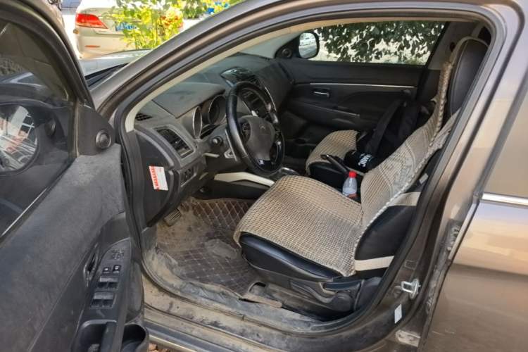 Used Citroen C4 Aircross 2013 2.0L Two-Wheel Drive Comfort Edition Driver Seat