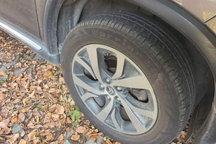 Used Citroen C4 Aircross 2013 2.0L Two-Wheel Drive Comfort Edition Right Front Wheel Hub